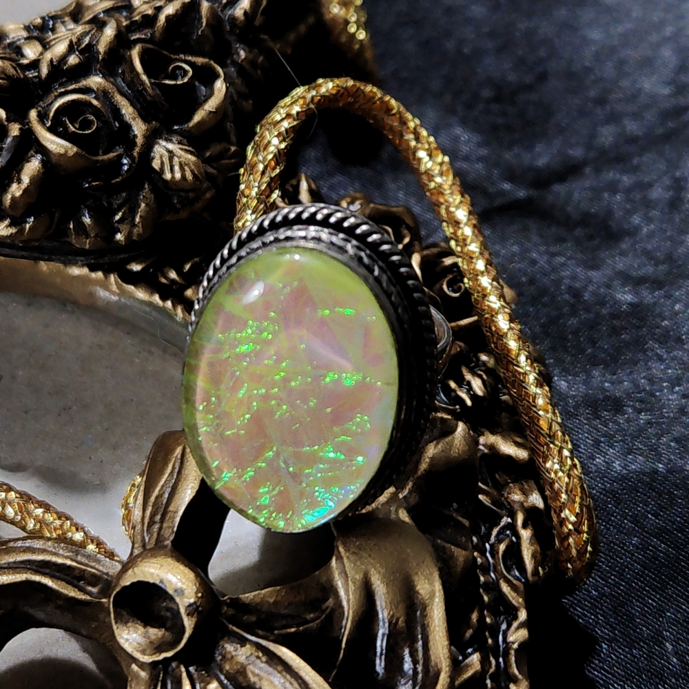 Size 7 1/2, Elegant Opal Ring with Silver Band - Picture 4 of 6